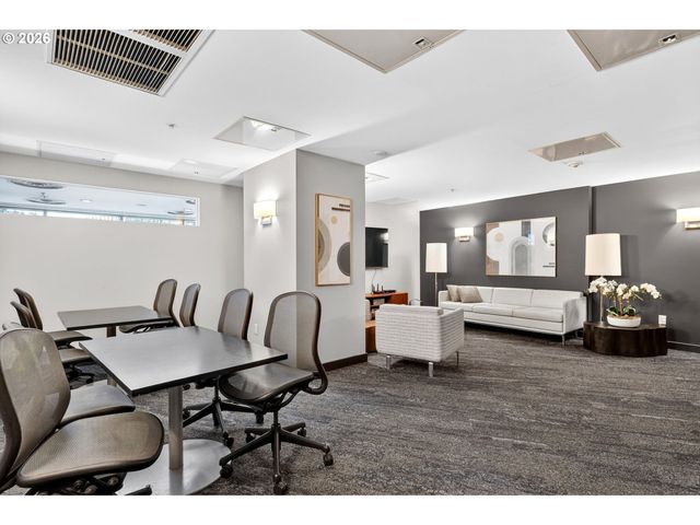 949 Nw OVERTON St 1105, Portland, OR 97209