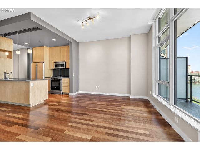 949 Nw OVERTON St 1105, Portland, OR 97209