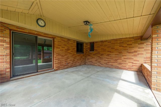 7705 Klein Drive, Middleburg Heights, OH 44130
