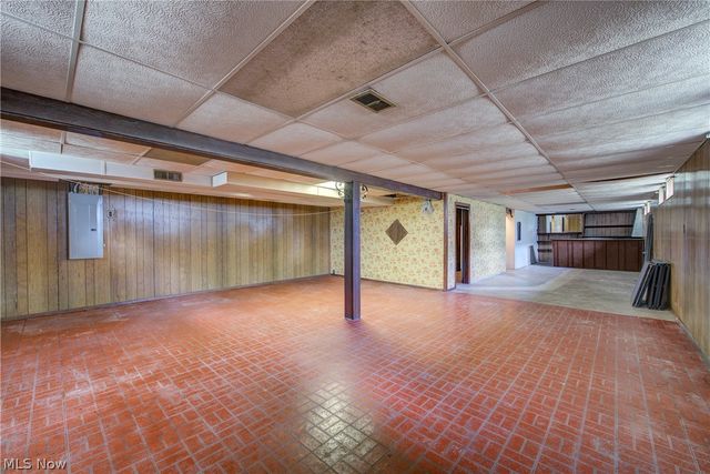 7705 Klein Drive, Middleburg Heights, OH 44130