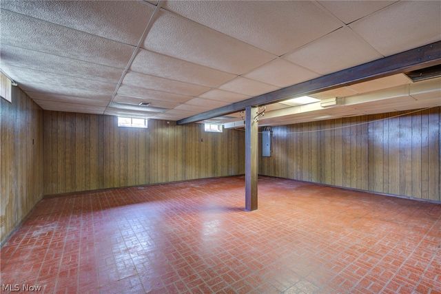 7705 Klein Drive, Middleburg Heights, OH 44130