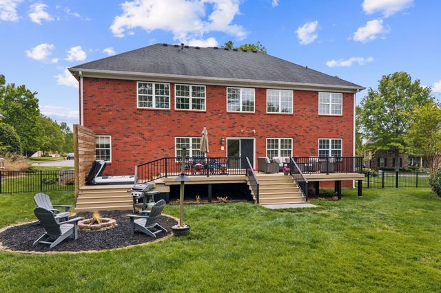 1608 Fair House Rd, Spring Hill, TN 37174