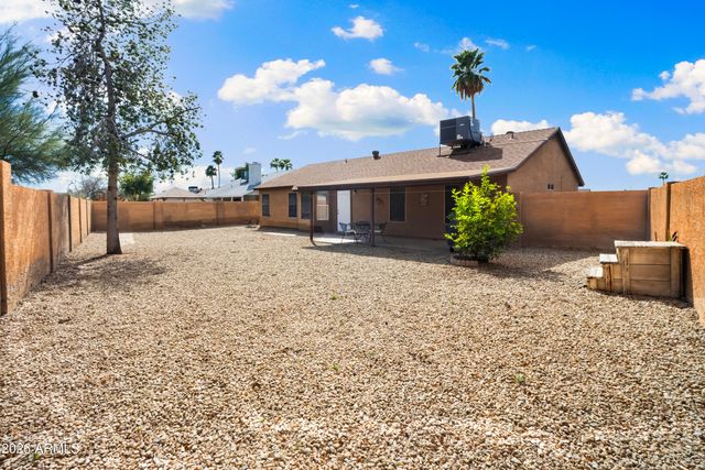6715 N 81ST Drive, Glendale, AZ 85303