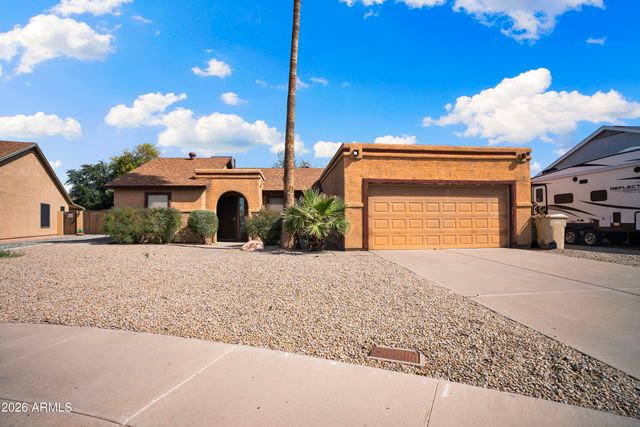 6715 N 81ST Drive, Glendale, AZ 85303