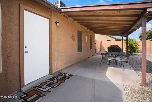 6715 N 81ST Drive, Glendale, AZ 85303