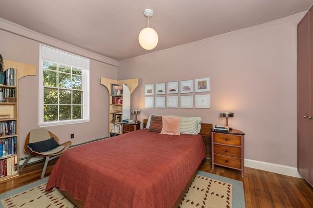 64 Bartlett St 4, Boston, MA 02119