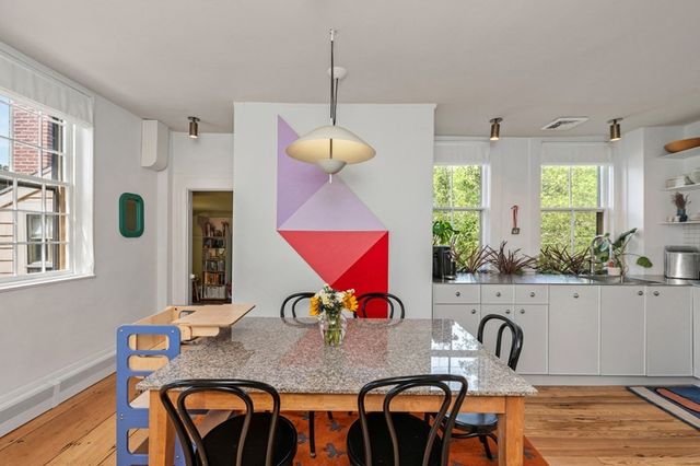 64 Bartlett St 4, Boston, MA 02119