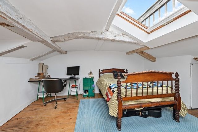 64 Bartlett St 4, Boston, MA 02119