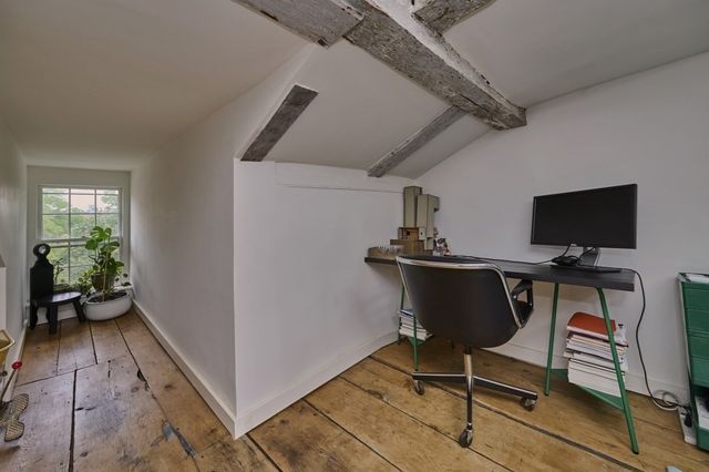 64 Bartlett St 4, Boston, MA 02119