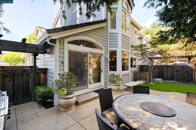 38 Jalalon Place, Clayton, CA 94517