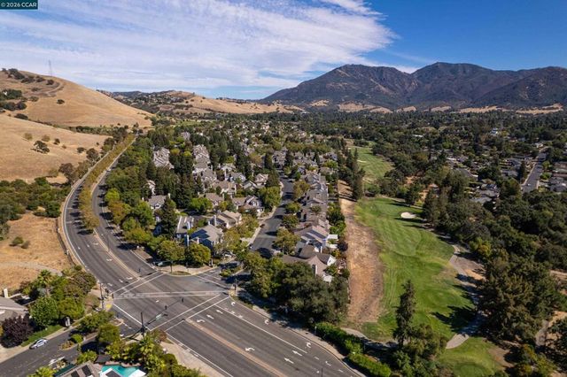 38 Jalalon Place, Clayton, CA 94517