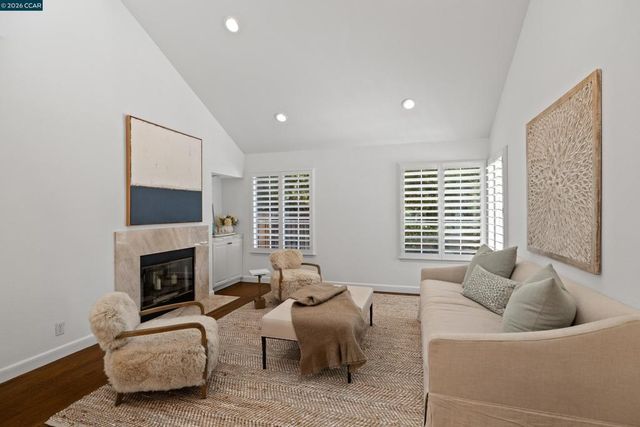 38 Jalalon Place, Clayton, CA 94517