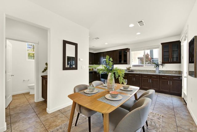 399 Allegany Ct, Fairfield, CA 94534