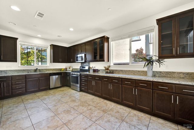 399 Allegany Ct, Fairfield, CA 94534