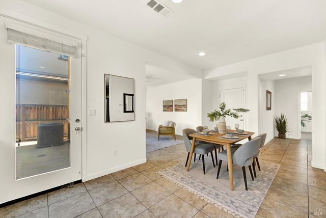 399 Allegany Ct, Fairfield, CA 94534