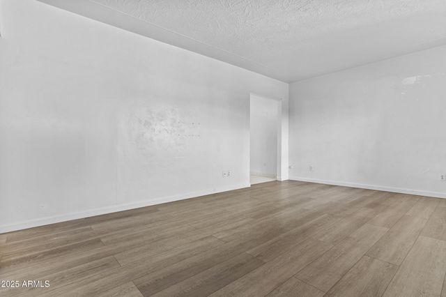 630 E FLINT Street, Chandler, AZ 85225