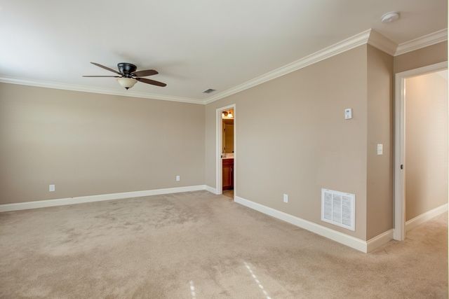 1966 Newark Ln, Thompsons Station, TN 37179