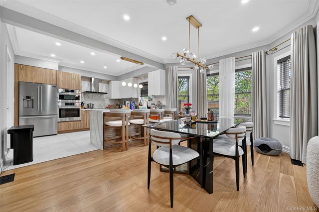 65 Wildway, Bronxville, NY 10708