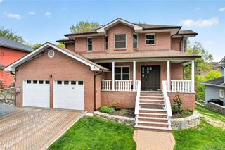 65 Wildway, Bronxville, NY 10708