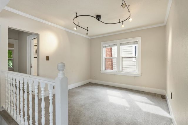 1017 E 17th Ave, Spokane, WA 99203