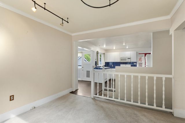 1017 E 17th Ave, Spokane, WA 99203