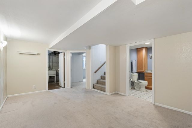 1017 E 17th Ave, Spokane, WA 99203