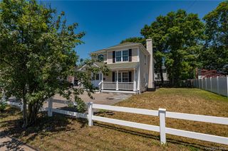 2163 Sunrise Highway, Islip, NY 11751