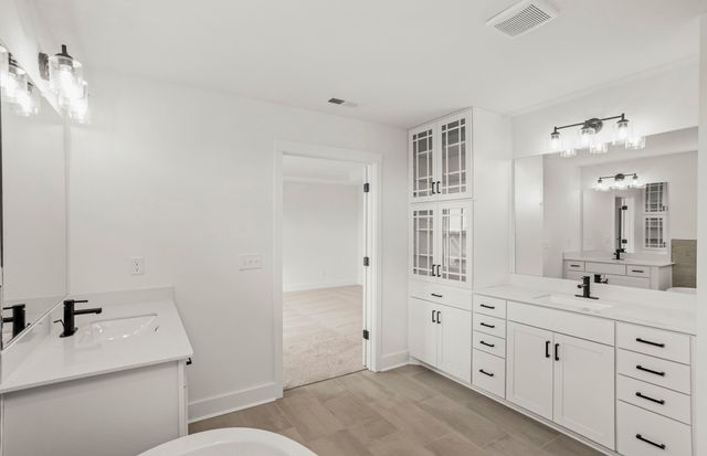 620 Snapdragon Lane, Hendersonville, TN 37075