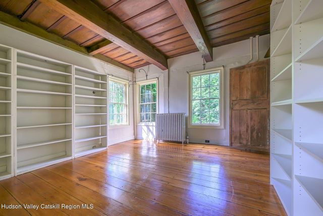 39 Hudson Street, Kinderhook, NY 12106