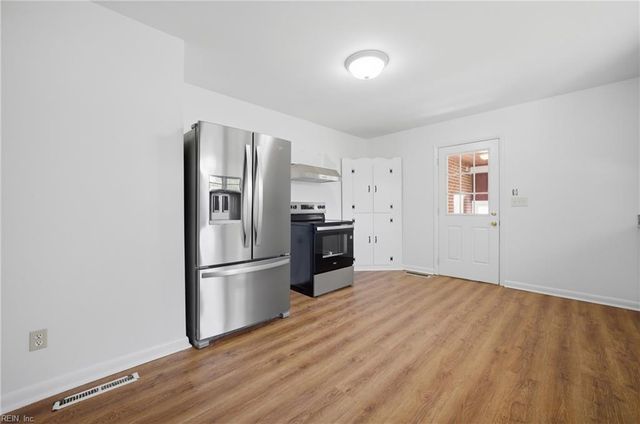 8952 Pocahontas TRL, Williamsburg, VA 23185