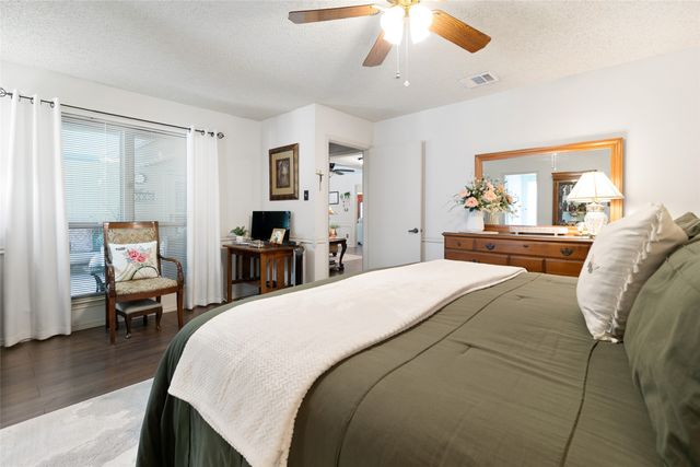 417 Stroud Lane, Garland, TX 75043
