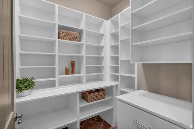 622 N PINION HILLS DR, Dammeron Valley, UT 84783