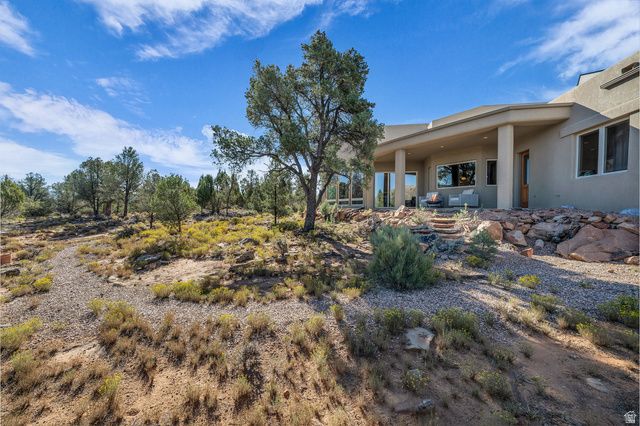 622 N PINION HILLS DR, Dammeron Valley, UT 84783