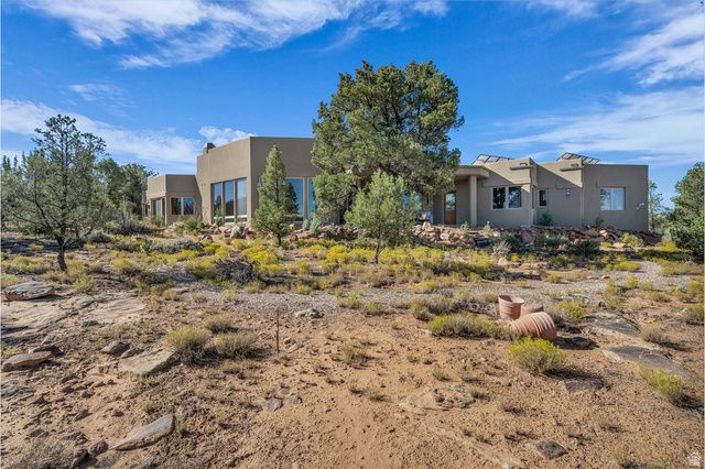622 N PINION HILLS DR, Dammeron Valley, UT 84783