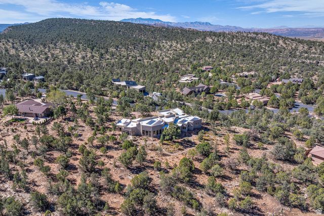 622 N PINION HILLS DR, Dammeron Valley, UT 84783