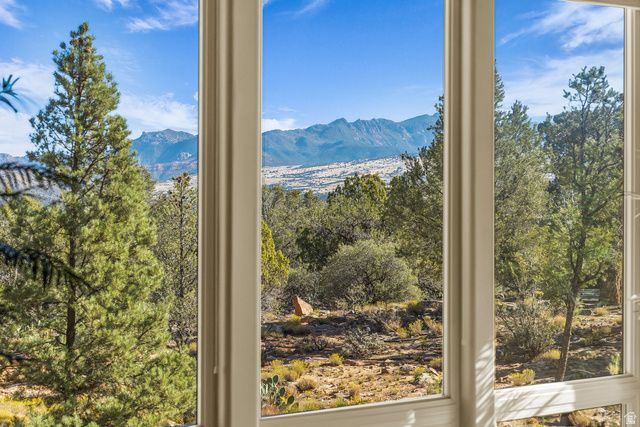 622 N PINION HILLS DR, Dammeron Valley, UT 84783