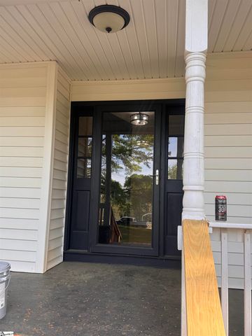 385 Wall Street, Campobello, SC 29322