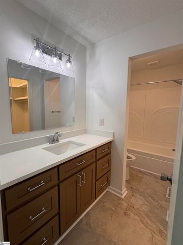 385 Wall Street, Campobello, SC 29322