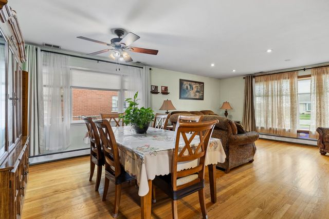 10720 Laramie Avenue, Oak Lawn, IL 60453