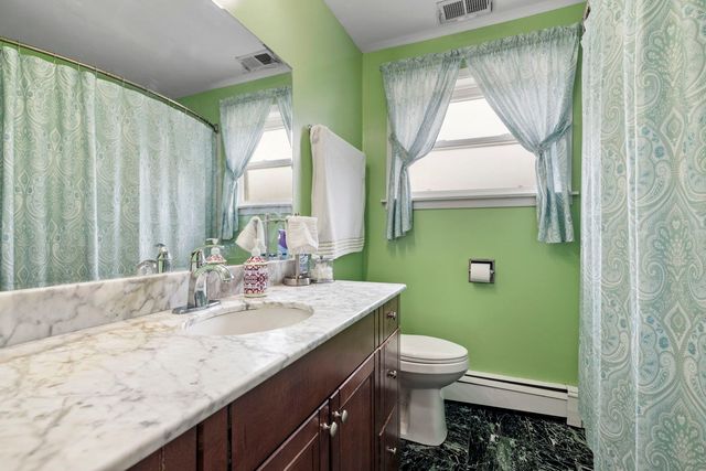 10720 Laramie Avenue, Oak Lawn, IL 60453