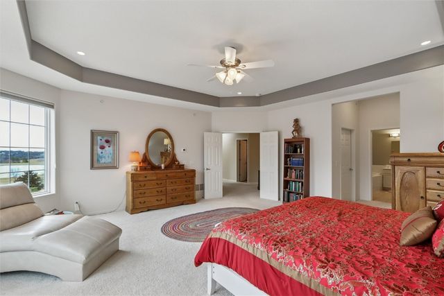 245 Holiday Rd 3, Coralville, IA 52241