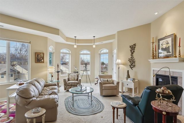 245 Holiday Rd 3, Coralville, IA 52241