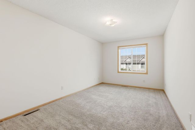 1587 County Road D E, Maplewood, MN 55109