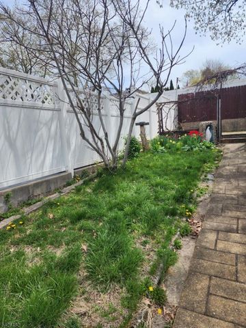 8106 Grand Ave, North Bergen Twp., NJ 07047