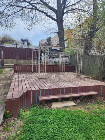 8106 Grand Ave, North Bergen Twp., NJ 07047