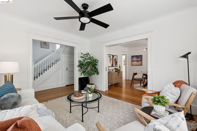 3316 Harrison St, Oakland, CA 94611