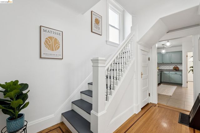 3316 Harrison St, Oakland, CA 94611