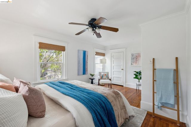 3316 Harrison St, Oakland, CA 94611