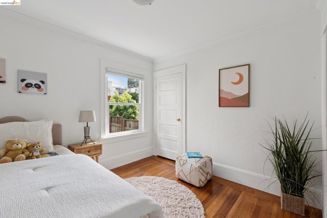 3316 Harrison St, Oakland, CA 94611