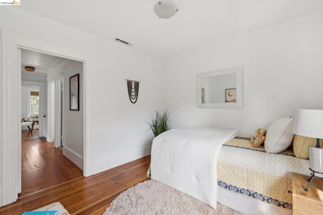 3316 Harrison St, Oakland, CA 94611